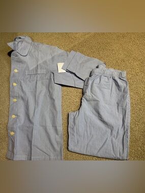 Men’s Lands' End Blue and White Pinstripe long sleeve pajama set